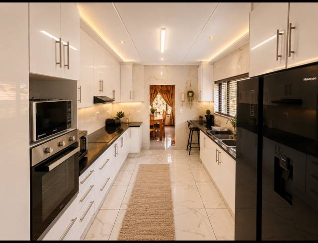 3 BEDROOM HOUSE FOR SALE IN BEREA WEST